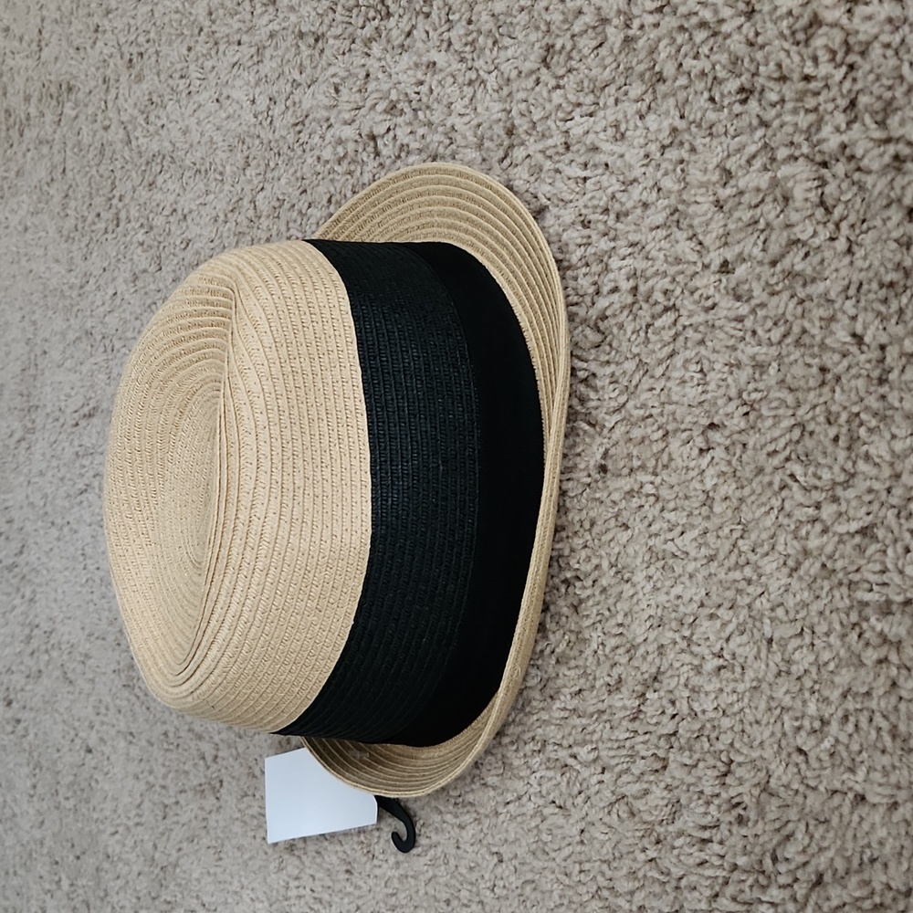 Women's fedora